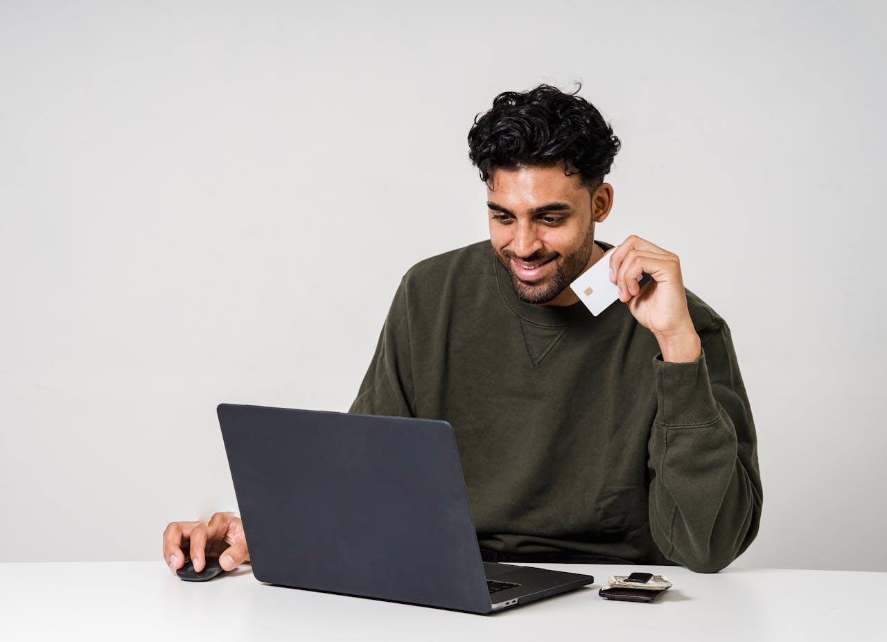 Rebuild Your Credit: 7 Credit Cards For Low Credit Score
