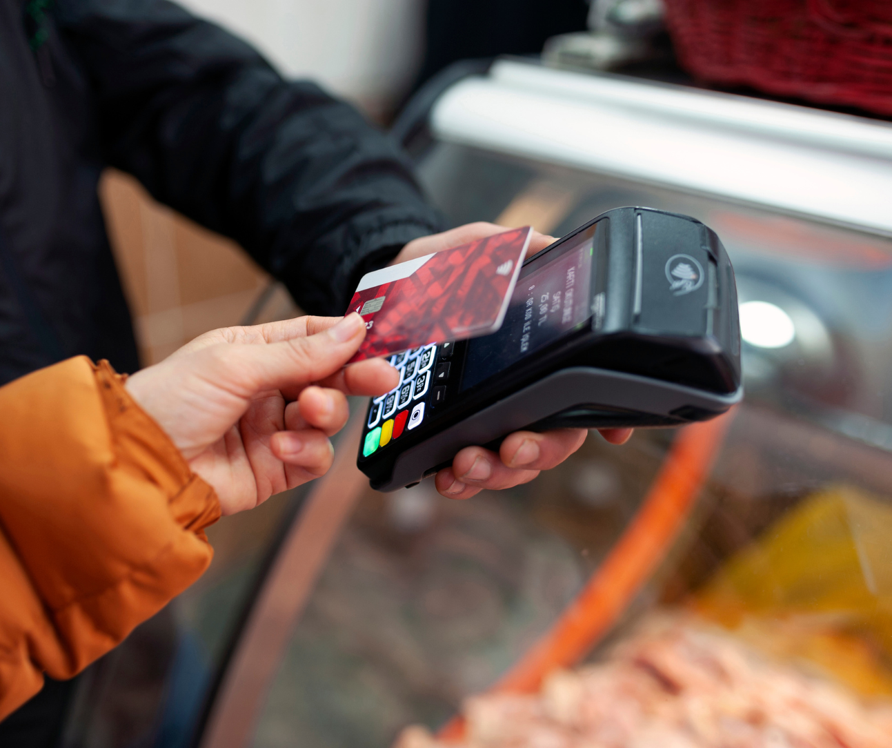 Contactless Payments: Tips to Protect Yourself from Fraud