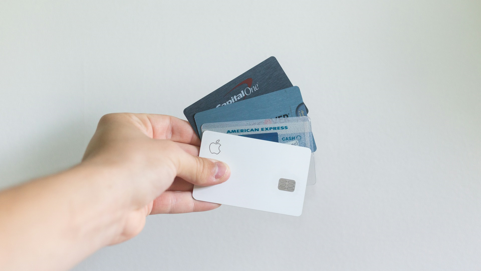 10 Tips for Managing Multiple Credit Cards in Brazil